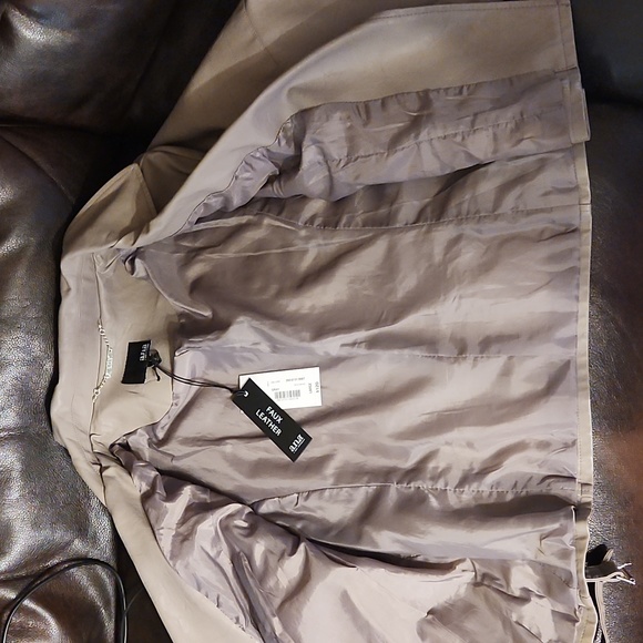 Gray jacket (Never worn) - Picture 2 of 5